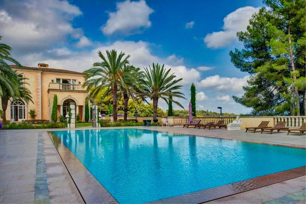 Yellow Wings vous concocte une soirée de gala inoubliable sur la French Riviera, à Nice