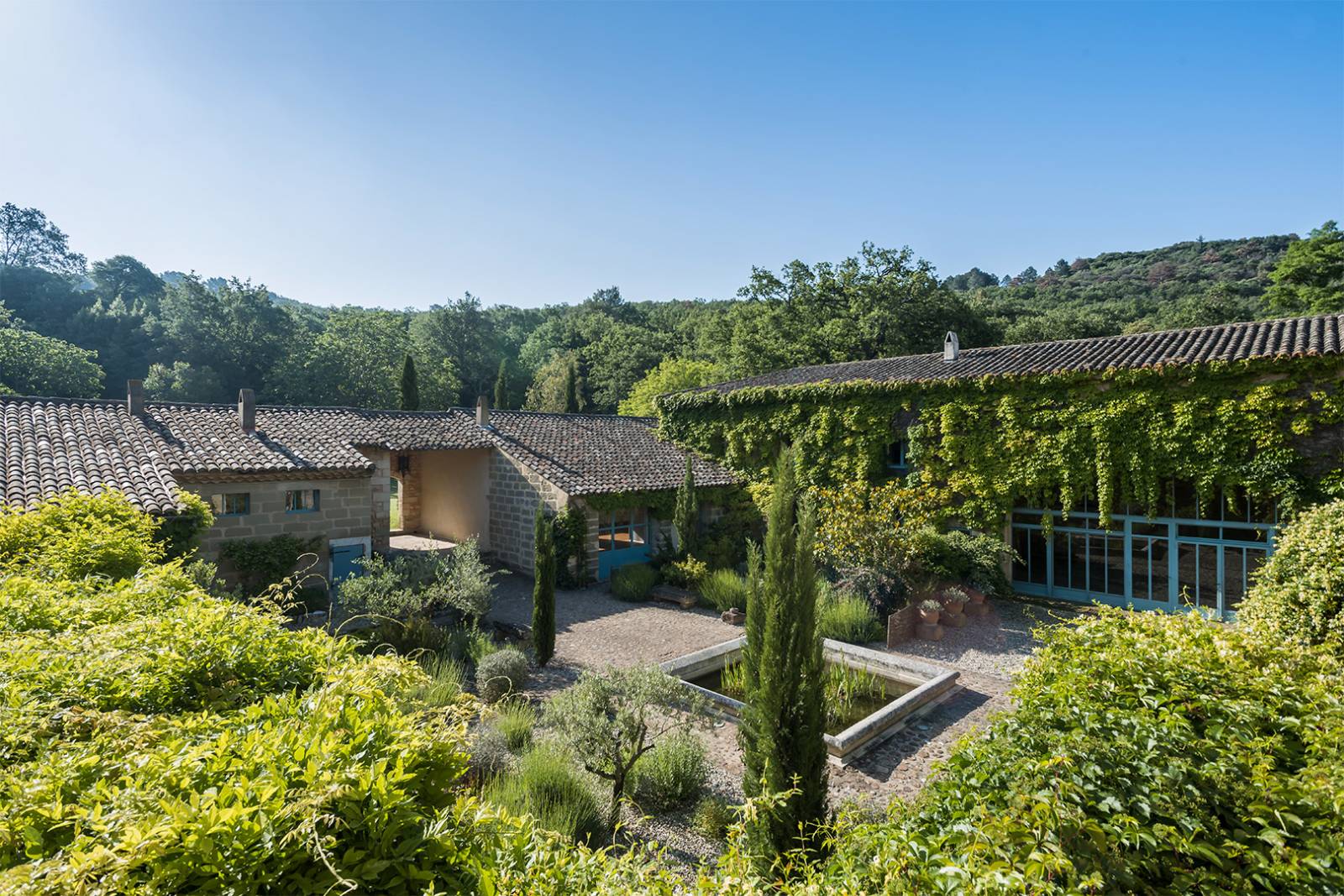 Confiez votre séminaire d'entreprise sur mesure à une agence événementielle, dans un domaine à Uzès