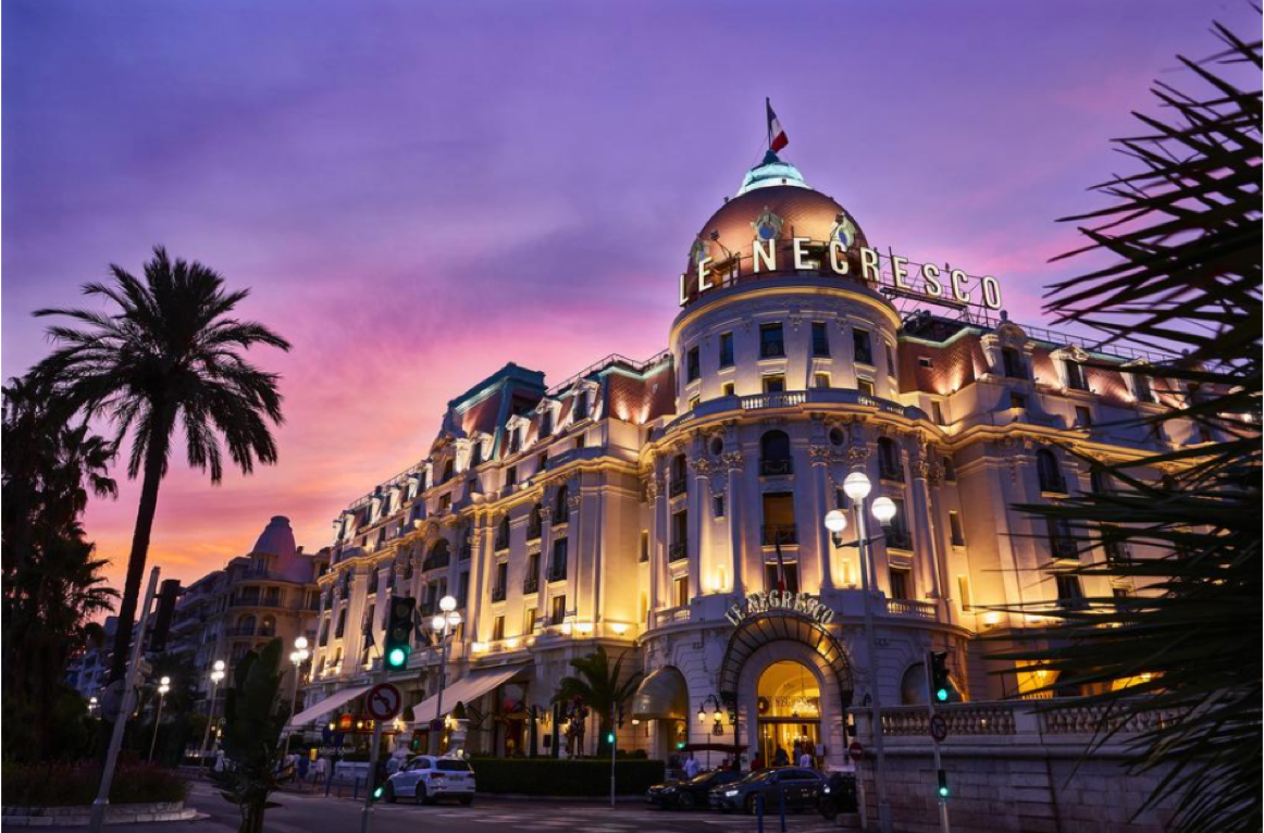 Organiser votre séminaire ou votre soirée d'entreprise dans un hôtel luxueux à Nice sur la promenade des anglais