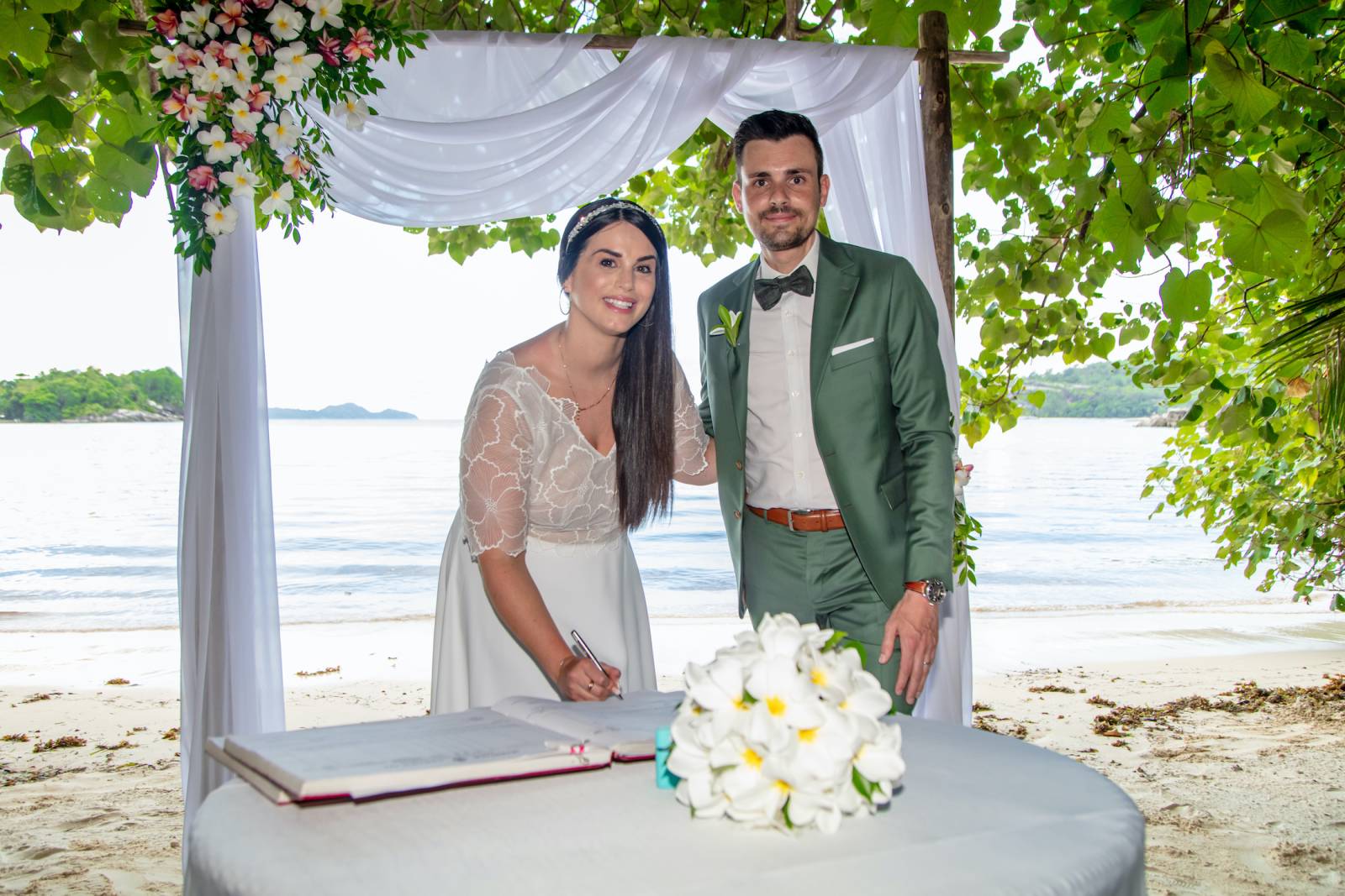Mariage à l'étranger reconnu en France sur une île paradisiaque : L'Île Maurice et les Seychelles, des destinations d'exception pour dire 