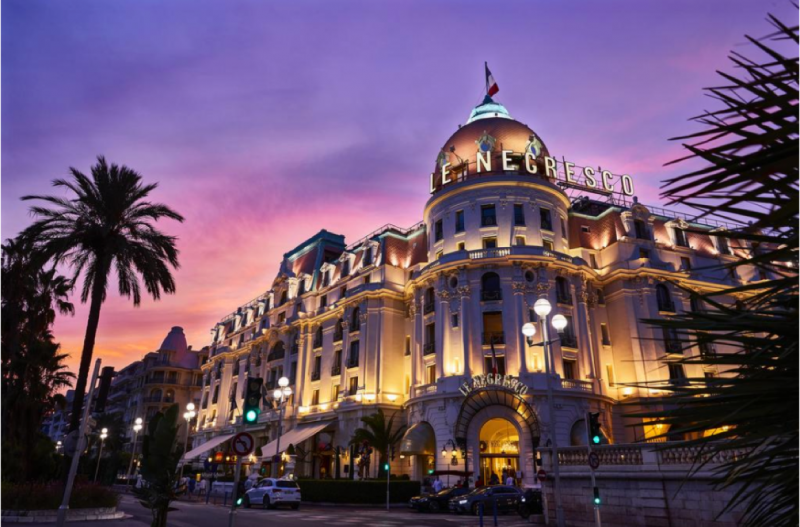 Organiser votre séminaire ou votre soirée d'entreprise dans un hôtel luxueux à Nice sur la promenade des anglais