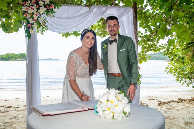 Mariage à l'étranger reconnu en France sur une île paradisiaque : L'Île Maurice et les Seychelles, des destinations d'exception pour dire 