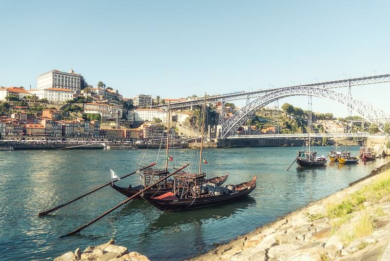 Organiser un séminaire d'entreprise à Porto au Portugal, un lieu parfait pour renforcer la cohésion de vos collaborateurs