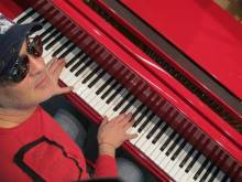 PIANISTE / CHANTEUR POUR ANIMER VOS SOIRÉES Marseille - Bouches du Rhône Raphael Maupetit